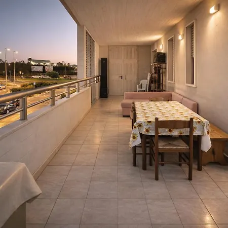 Terminal House * Bari